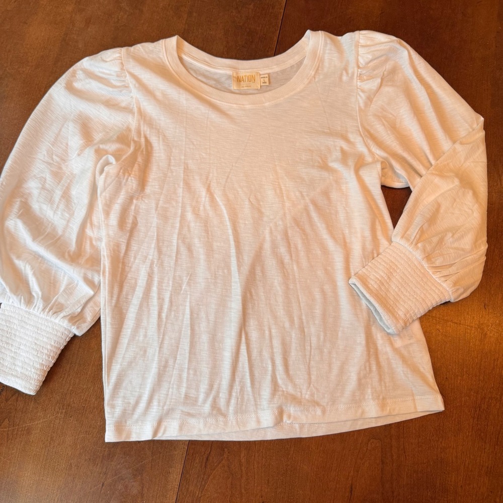 Nation LTD Top Women Large White‎ Pima Cotton Puff Sleeve Smocked Cuff Romantic